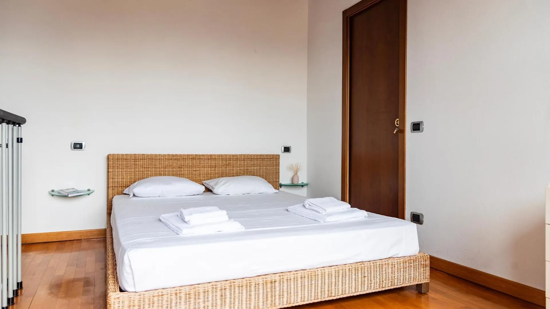 Youhosty - Rosmini 8 Milano Appartamento